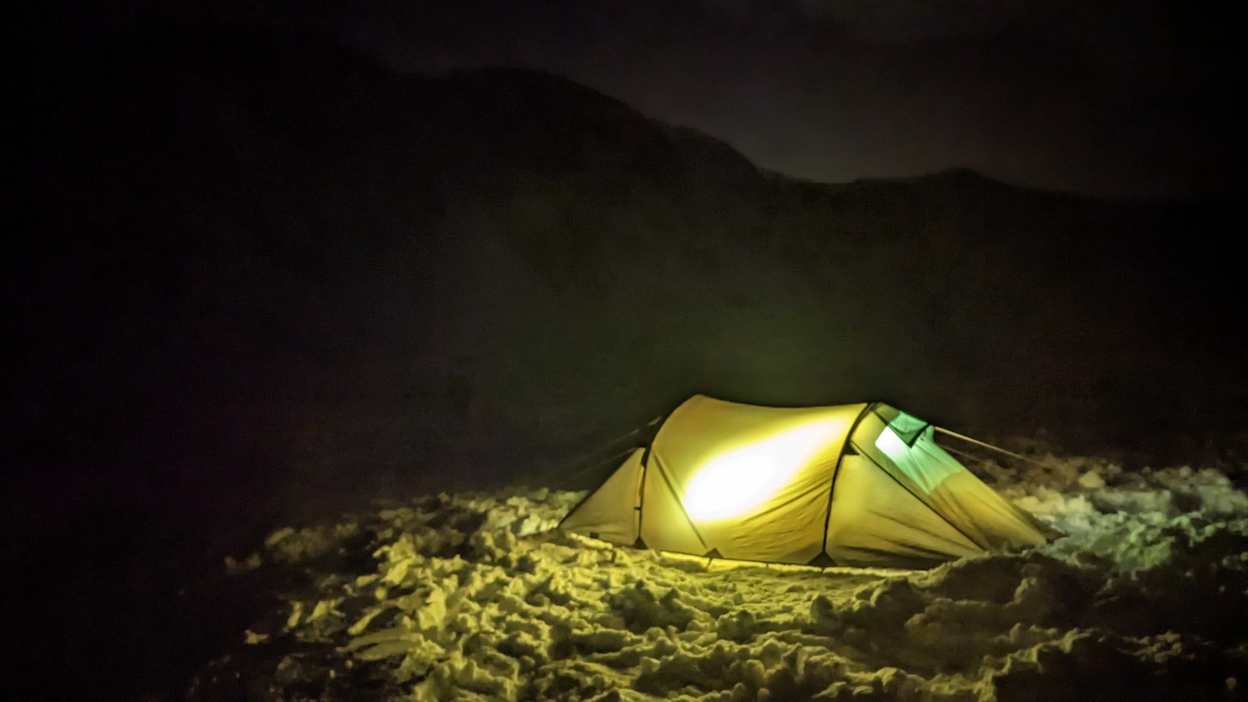 wild camp in Cwm Eigiau.