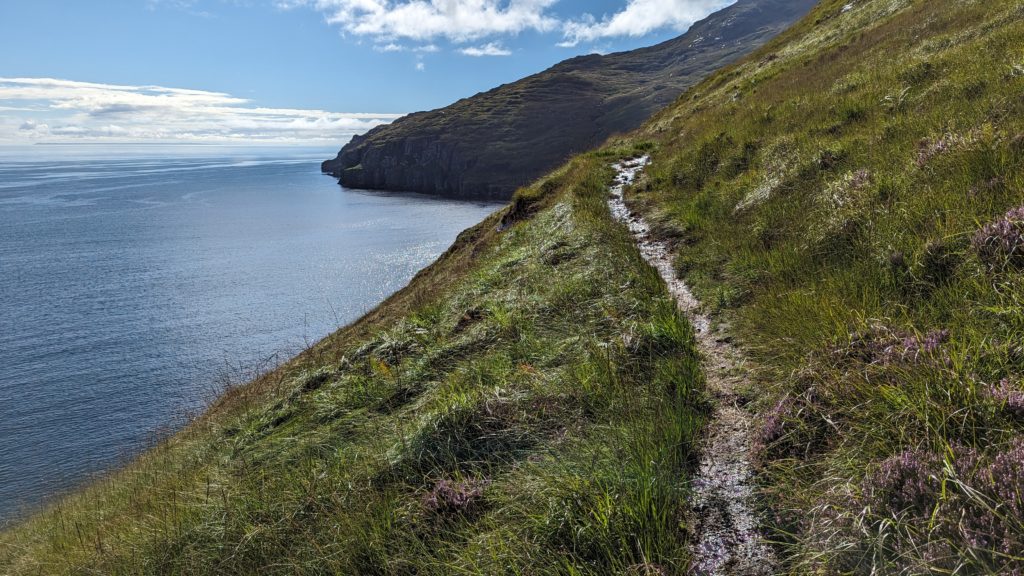 walk to Dibidil Bothy on Rum