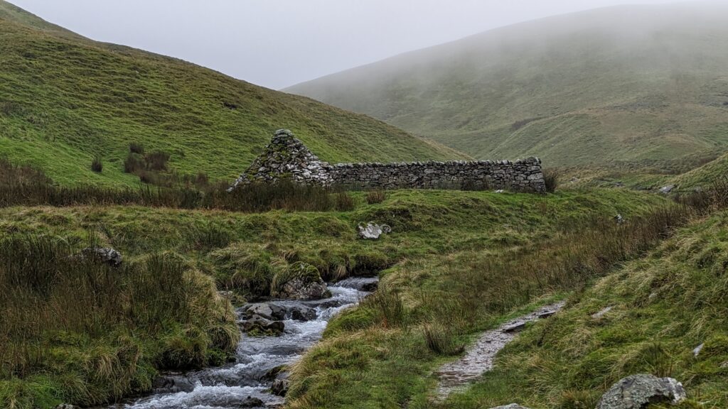 Andy Goldsworthy sheepfold