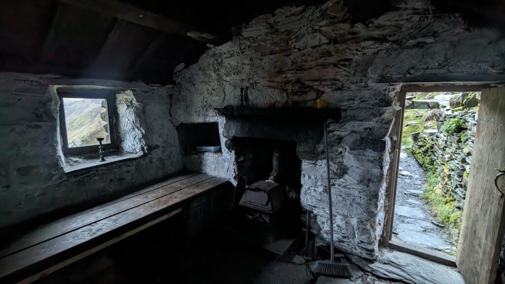 Warnscale Head Bothy